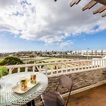 The Colors House, 636 Sea View & 513 Garden View * Costa Teguise