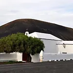 The Colors House, 636 Sea View & 513 Garden View Costa Teguise